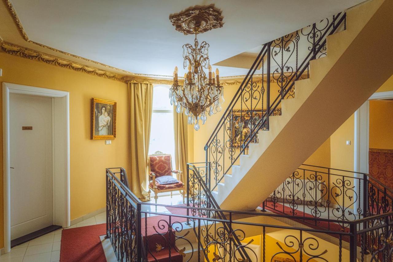 Vila Rococo Белград Экстерьер фото